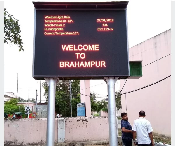 10mm Outdoor Advertising LED Video Wall Screen